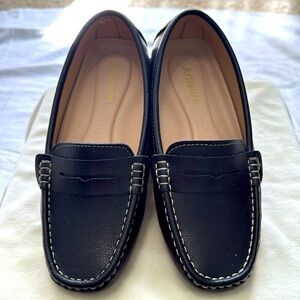 NWOT Black Loafers Genuine leather size 7